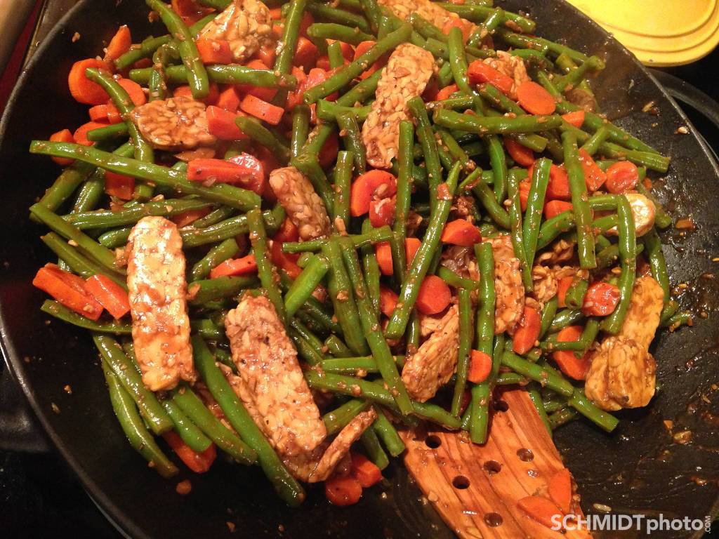 Green Beans Stir Fry with Tempeh – Vegan Dinner!