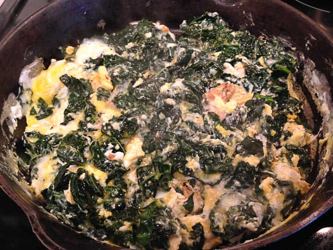 Cheesey kale and eggs, healthy breakfast recipes, Chicago Food Blog