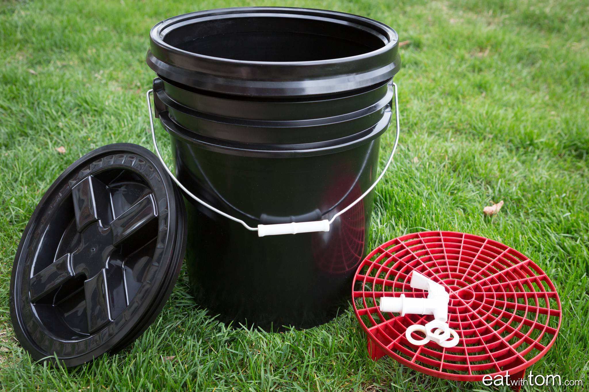 How to make a Bokashi Composter in your suburban home easy!